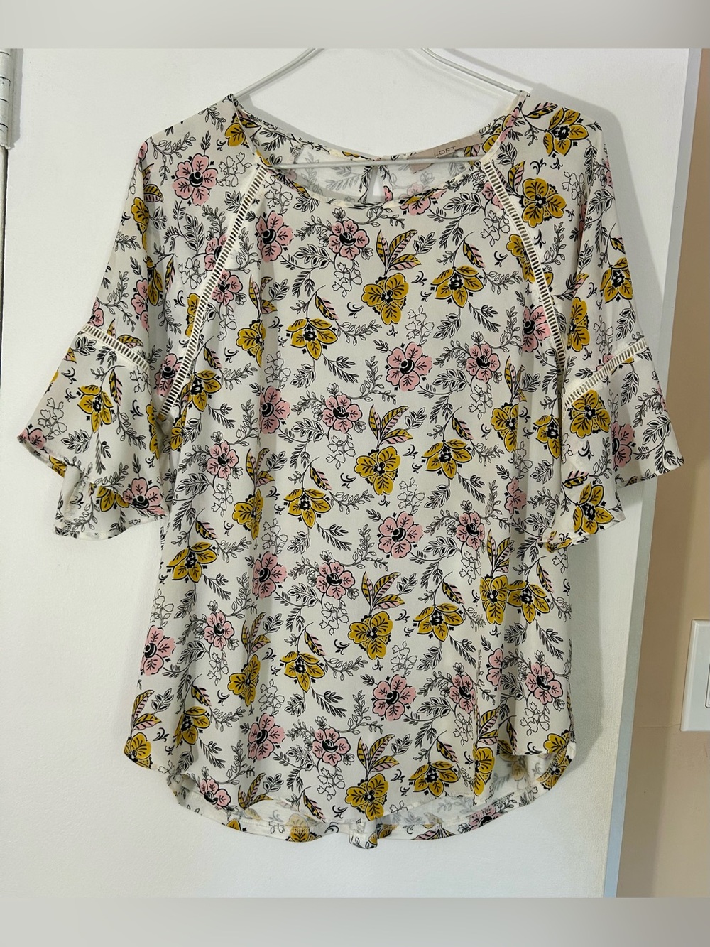 Loft Women's White Floral Blouse, Bell Sleeves, Size Small, Mixed Media, Yellow
